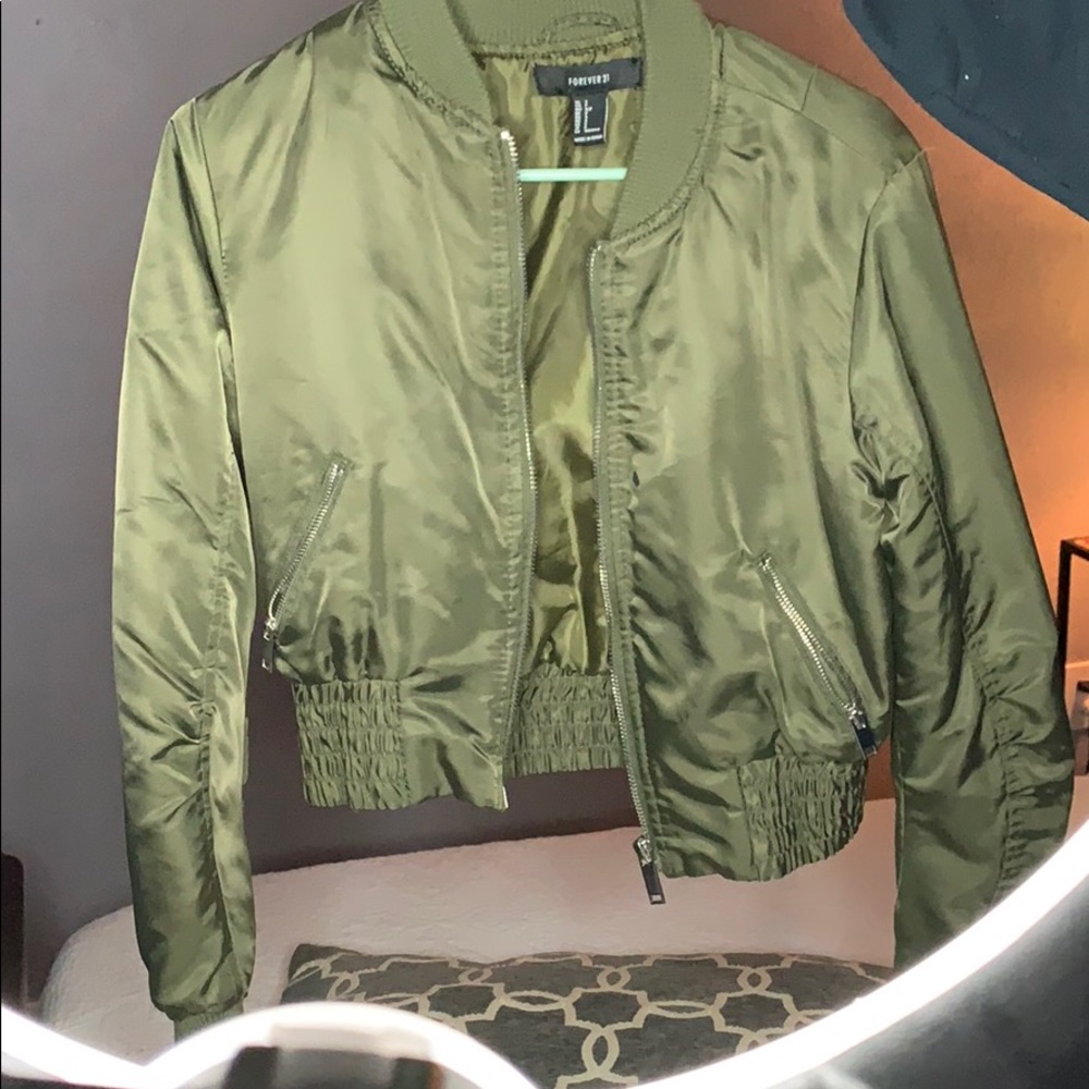 Bomber jacket